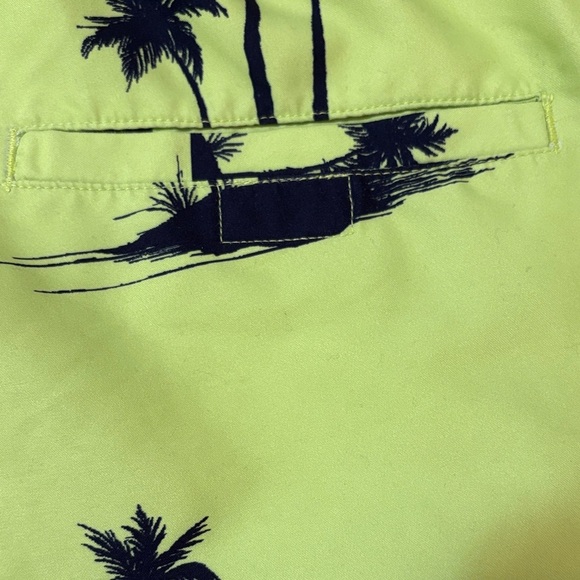 PacSun Men's Yellow-Green Swim Trunks with Palm Print Size Large - Picture 4 of 11